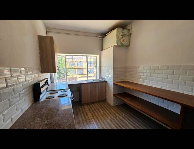 2 BEDROOM APARTMENT FOR SALE IN BELLEVUE